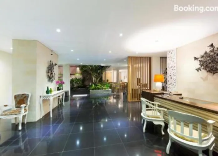 Hotel The Rinaya By Ecommerceloka 3*