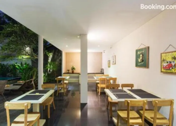 The Rinaya By Ecommerceloka Hotel