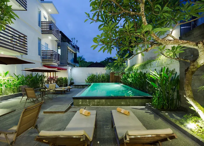 Hotel The Rinaya By Ecommerceloka