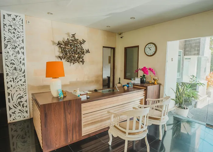Hotel The Rinaya By Ecommerceloka